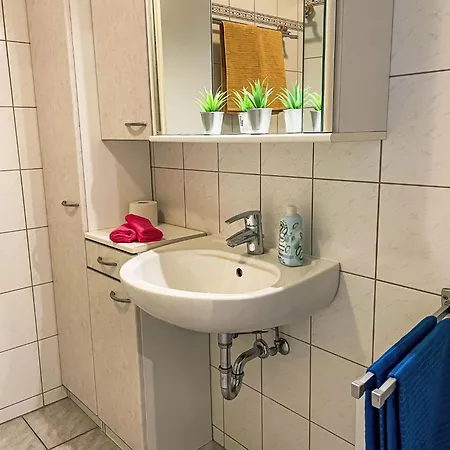 Apartment Gollwitzer Park - Insel Poel-10 By Interhome