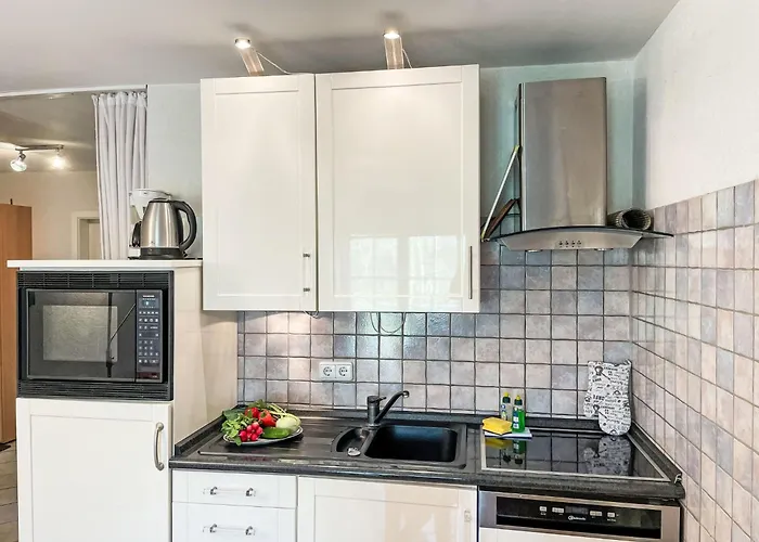 Gollwitzer Park - Insel Poel-10 By Interhome